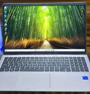 New Laptop Dell Inspiron 15 16GB Intel Core I7 SSD 512GB
