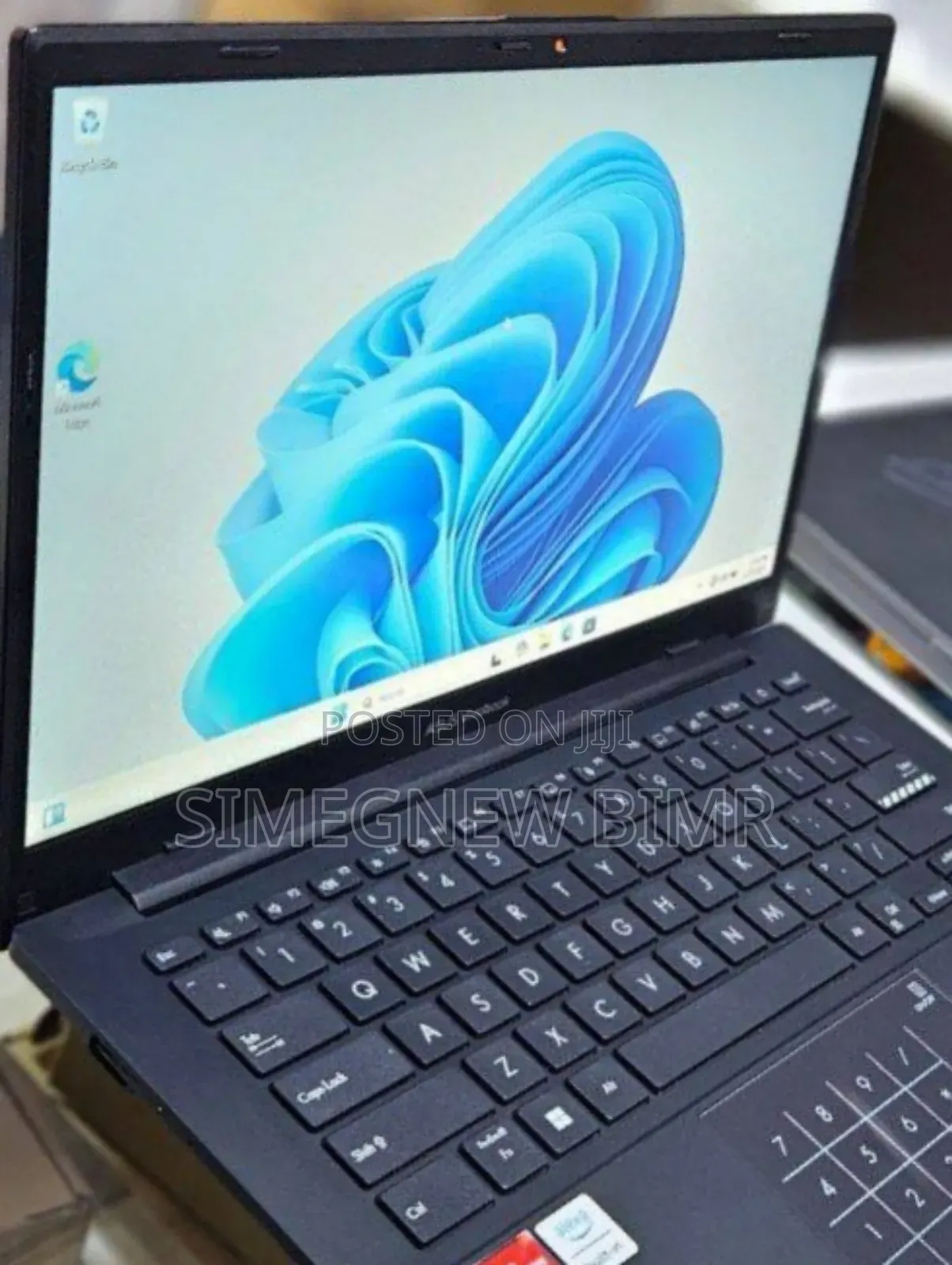 New Laptop Asus VivoBook 15 X505BA 16GB AMD Ryzen 5 SSD 512GB