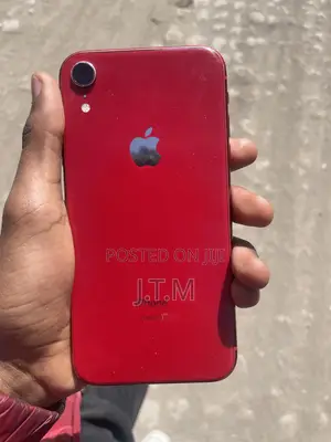 Apple XR 64 GB Red