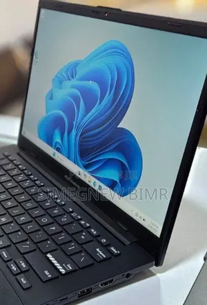 New Laptop Asus VivoBook 15 X505BA 16GB AMD Ryzen 5 SSD 512GB