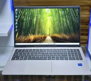 New Laptop Dell Inspiron 15 16GB Intel Core I7 SSD 512GB