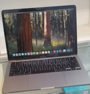New Laptop Apple MacBook Pro 2020 8GB Intel Core I5 SSD 256GB
