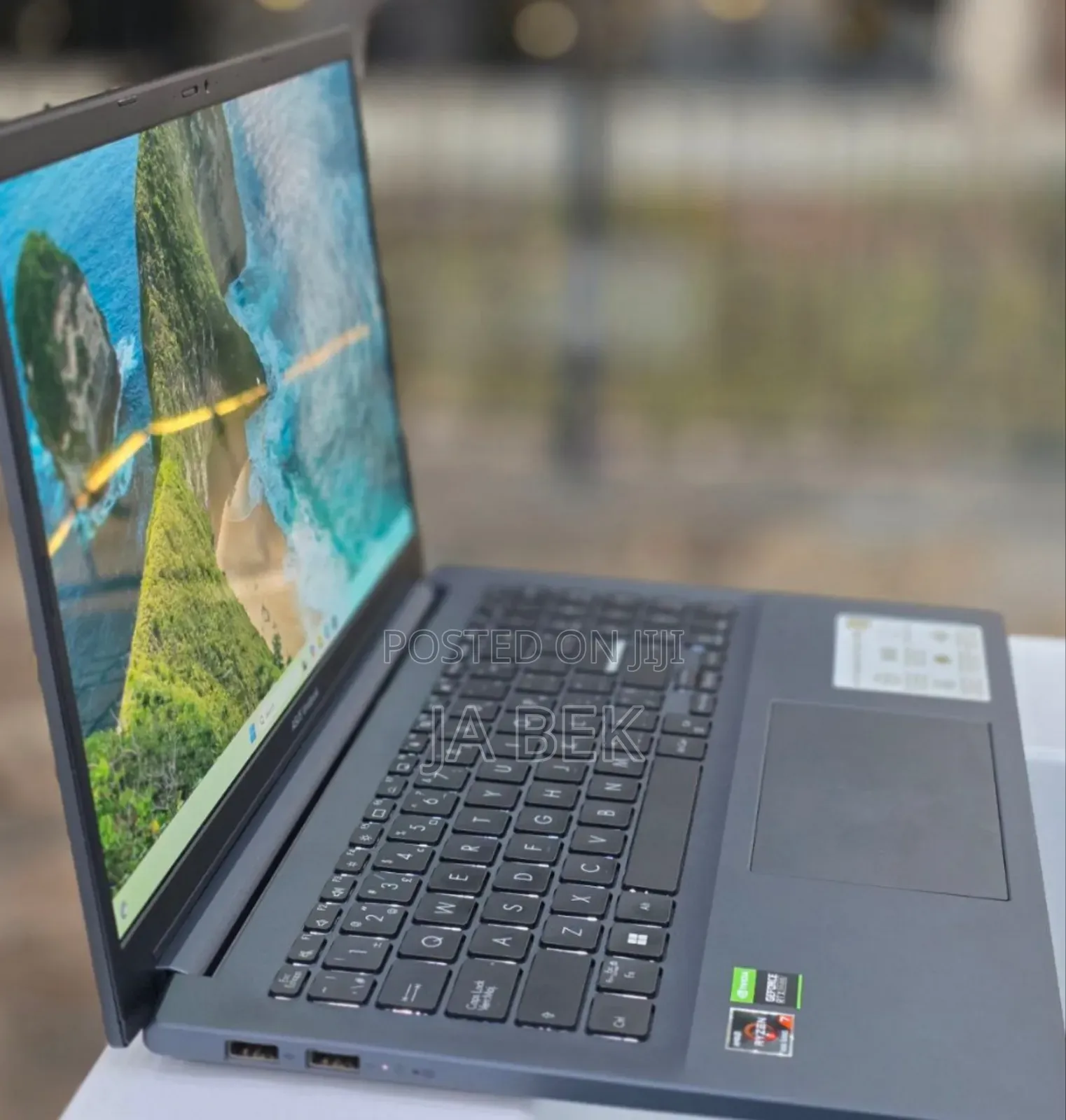 New Laptop Asus VivoBook 15 X505BA 16GB AMD Ryzen 7 SSD 512GB