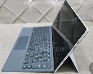New Laptop Microsoft Surface Pro 6 8GB Intel Core I7 SSD 256GB