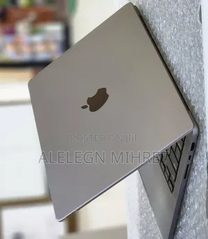 New Laptop Airis 16GB Apple M1 SSD 512GB