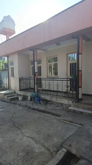 Photo - 6bdrm Villa in Akaky Kaliti for sale