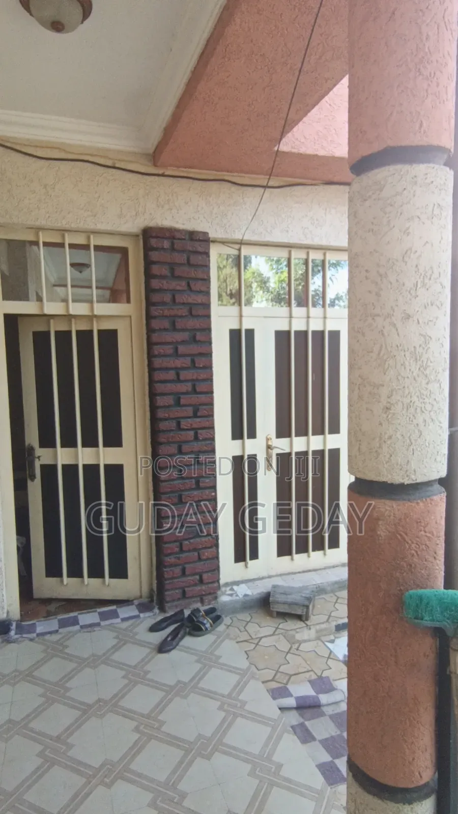 6bdrm Villa in Akaky Kaliti for sale
