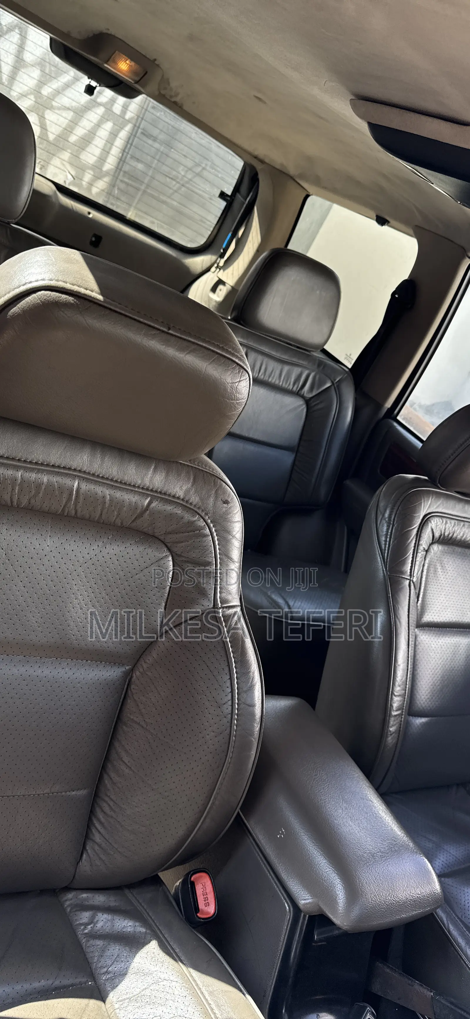 Jeep Grand Cherokee 2000 White