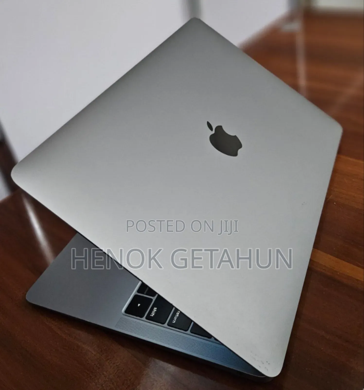 New Laptop Apple MacBook Air 2019 8GB Intel Core I5 SSD 128GB