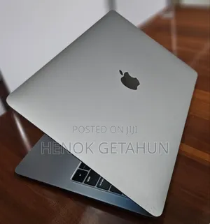 Photo - New Laptop Apple MacBook Air 2019 8GB Intel Core I5 SSD 128GB