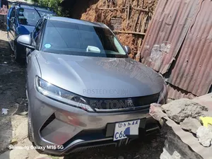 Photo - BYD Yuan Up 2025 Gray