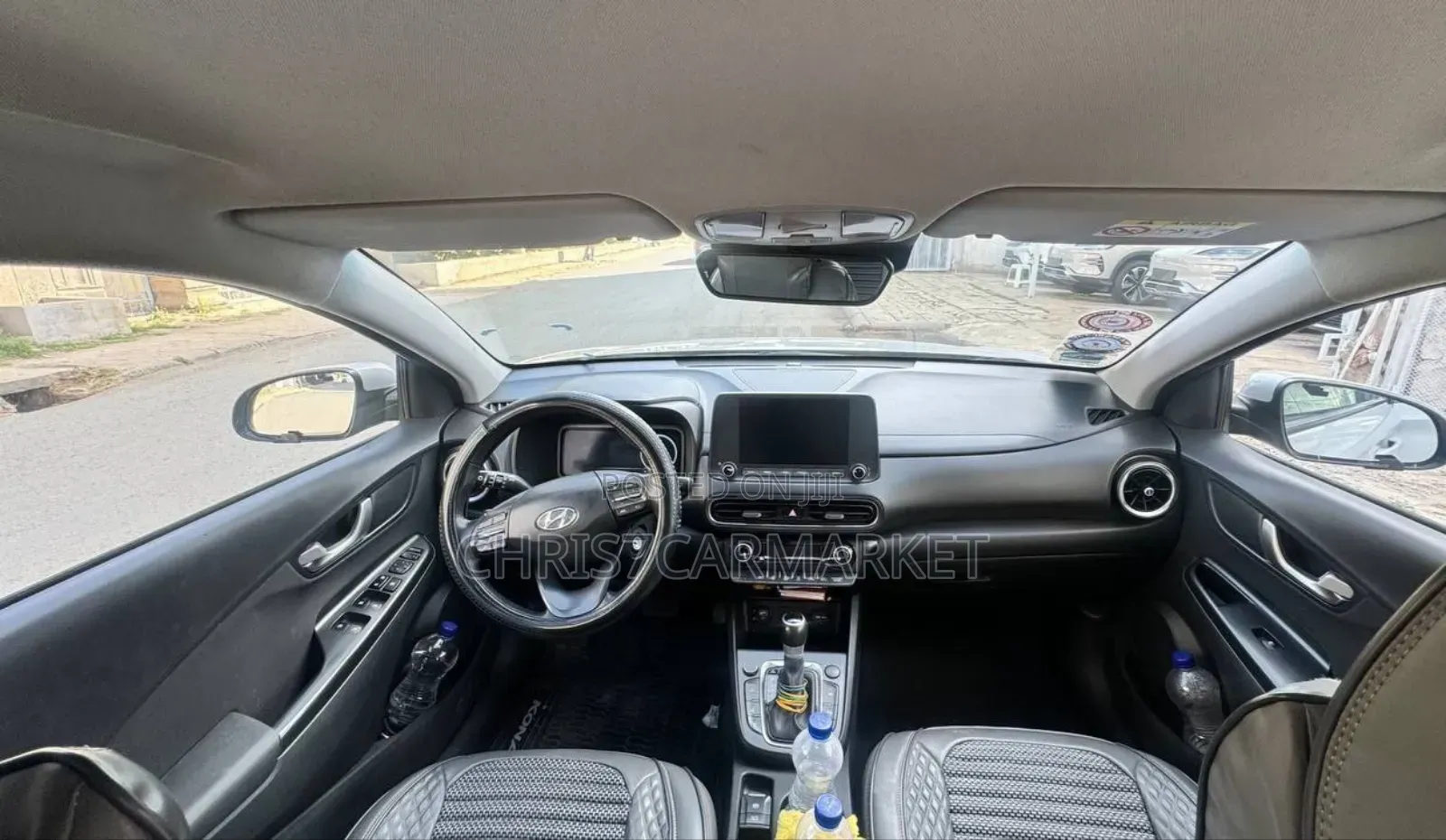 Hyundai Kona SE 2022 Beige