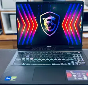 New Laptop MSI Crosshair 17 16GB Intel Core I7 SSD 1T