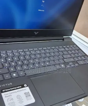 New Laptop HP EliteBook 840 G7 16GB Intel Core I5 SSD 512GB