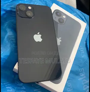 Photo - New Apple iPhone 13 256 GB Blue