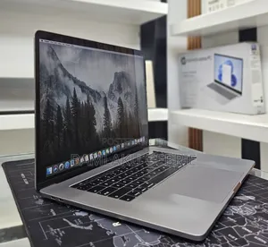 New Laptop Apple MacBook Pro 2019 16GB Intel Core I9 SSD 512GB