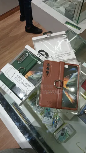 Samsung Galaxy Z Fold 3 Cover