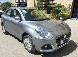 Photo - Suzuki Dzire 2022 Silver