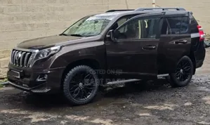 Toyota Land Cruiser Prado 2017 Brown