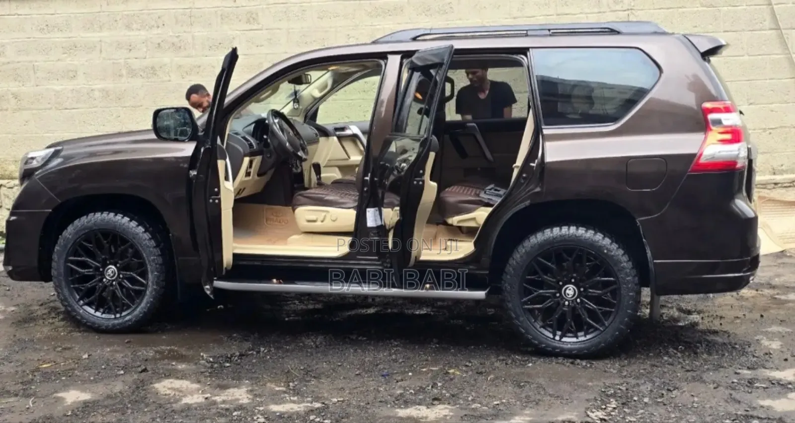 Toyota Land Cruiser Prado 2017 Brown