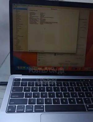 New Laptop Apple MacBook Pro 2022 M2 8GB Intel Core I7 SSD 256GB