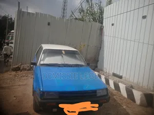 Toyota Corolla 1.3 1986 Blue