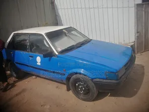 Toyota Corolla 1.3 1986 Blue