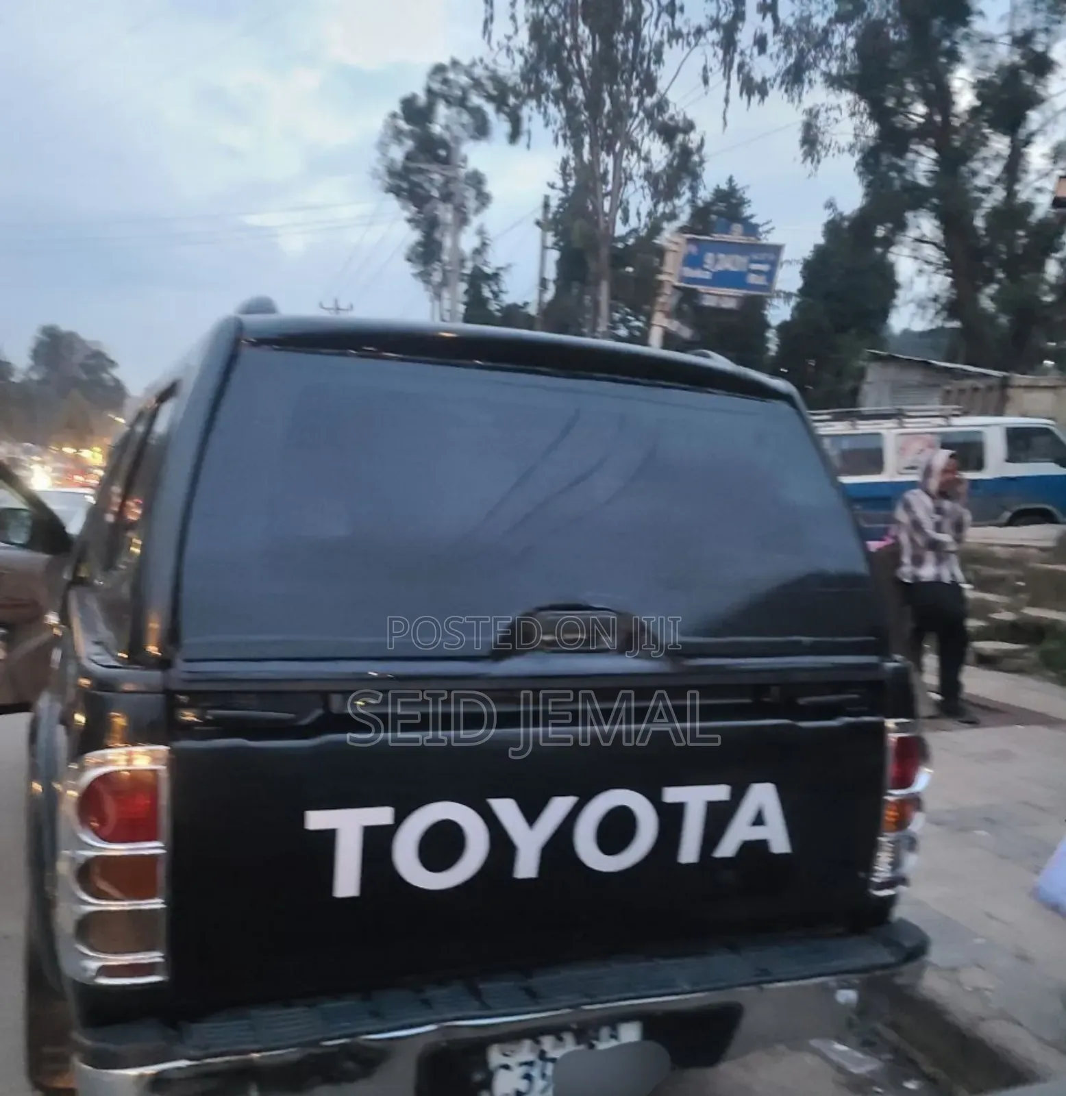 Toyota Hilux 2010 Black