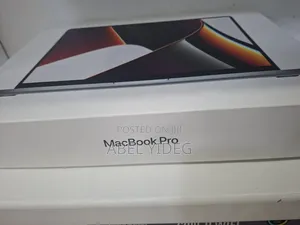 New Laptop Apple MacBook Pro 32GB Apple M1 Max SSD 1T