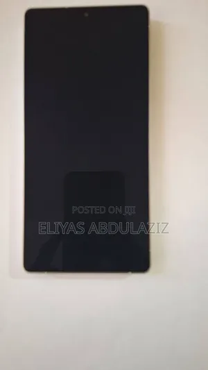 Photo - New Samsung Galaxy S25 Ultra 256 GB Gold