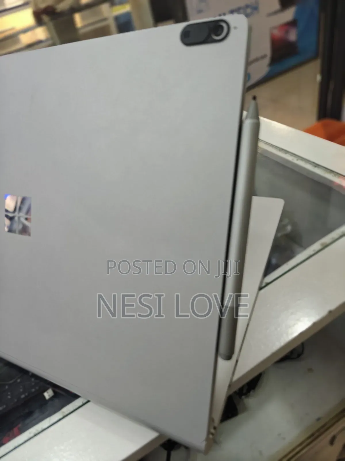 New Laptop Microsoft Surface Book 2 16GB Intel Core I7 SSD 512GB