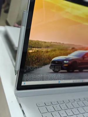 New Laptop Microsoft Surface Book 2 16GB Intel Core I7 SSD 512GB