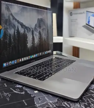 New Laptop Apple MacBook Pro 2019 16GB Intel Core I9 SSD 512GB