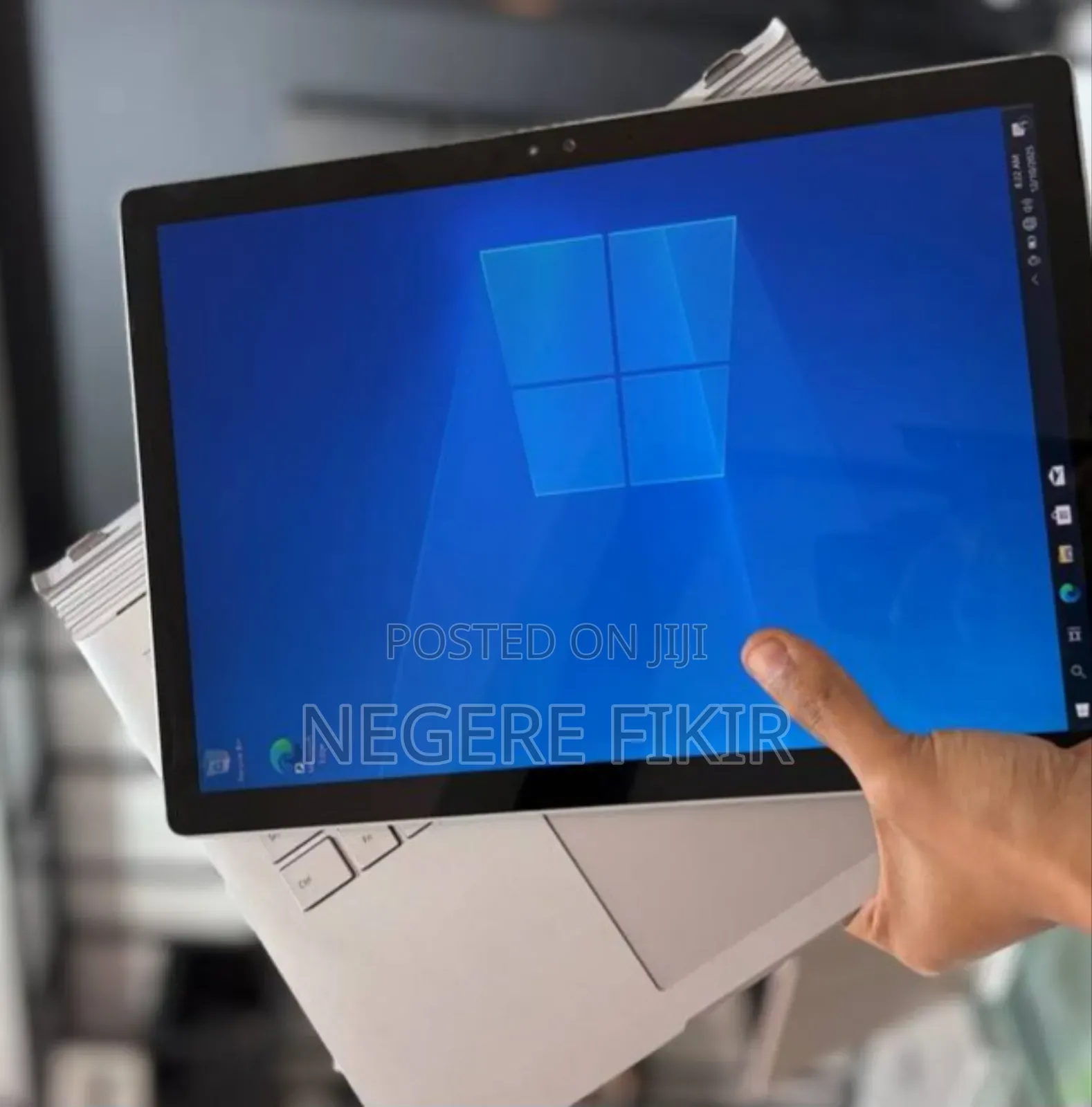 New Laptop Microsoft Surface Book 8GB Intel Core I5 SSD 256GB