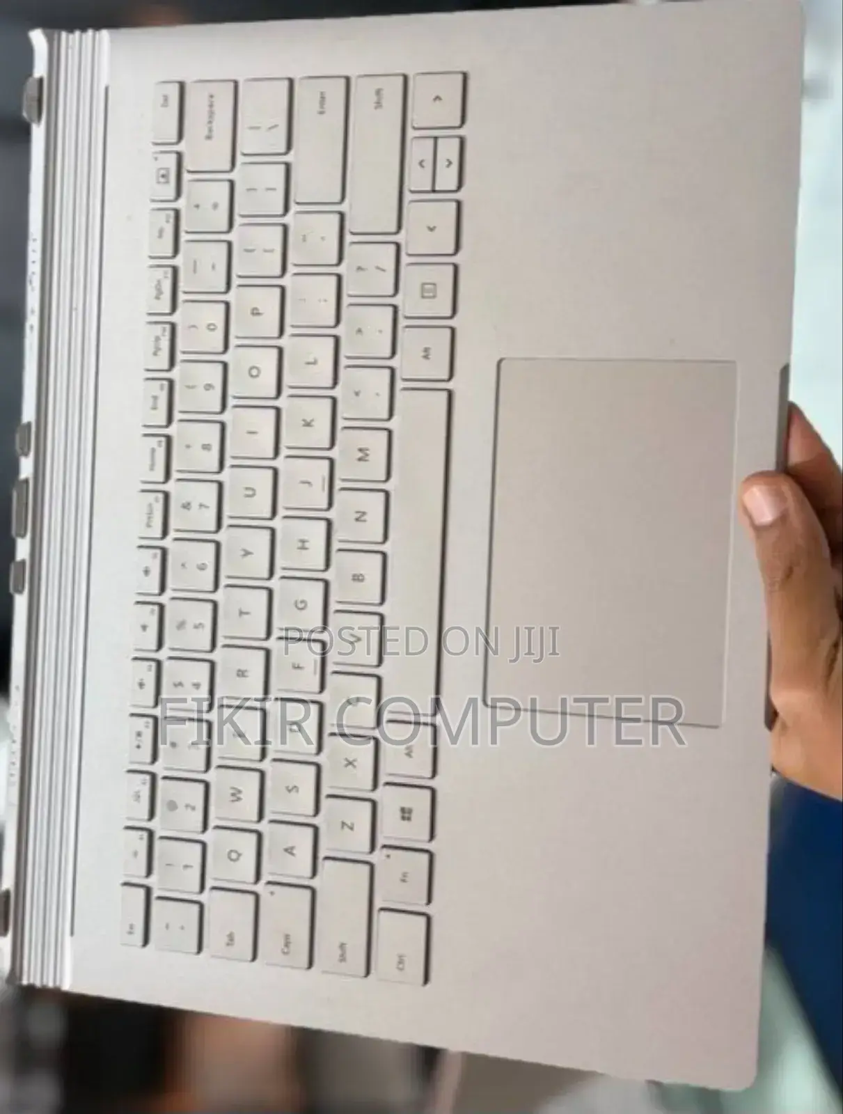 New Laptop Microsoft Surface Book 8GB Intel Core I5 SSD 256GB