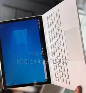 New Laptop Microsoft Surface Book 8GB Intel Core I5 SSD 256GB