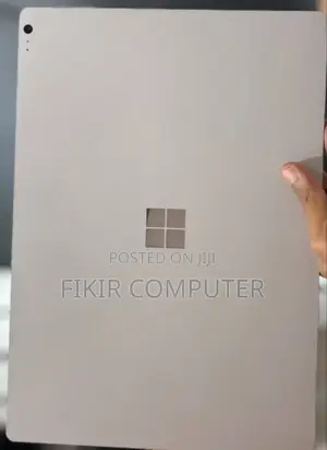 New Laptop Microsoft Surface Book 8GB Intel Core I5 SSD 256GB