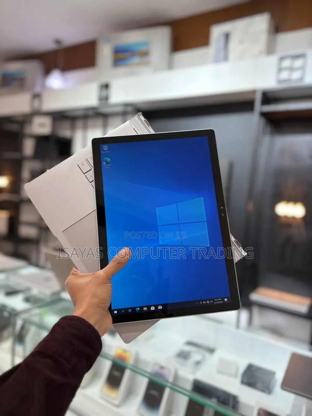 New Laptop Microsoft Surface 8GB Intel Core I5 SSD 256GB