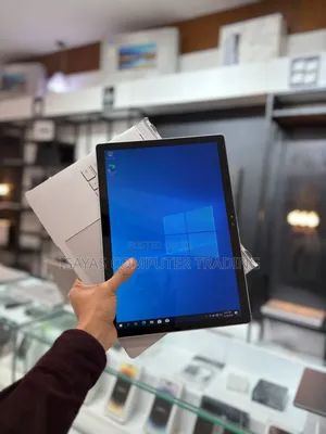 New Laptop Microsoft Surface 8GB Intel Core I5 SSD 256GB