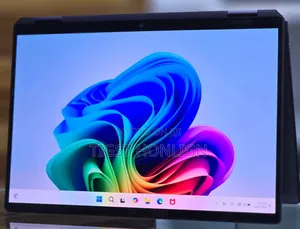 New Laptop HP Spectra 13 16GB Intel Core Ultra 7 SSD 1T