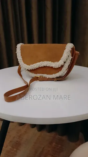 Cozy Brown Suede Style Handbag With Shearling Trim