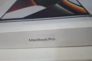 New Laptop Apple MacBook Pro M1 32GB Apple M1 Max SSD 1T