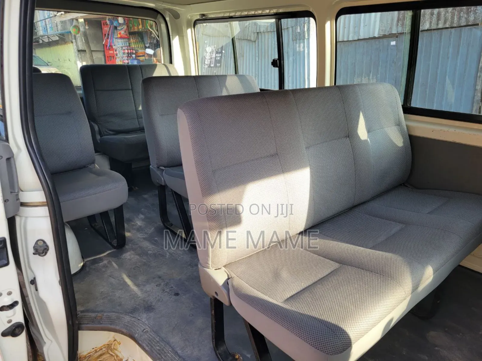 Toyota HiAce 2007 White