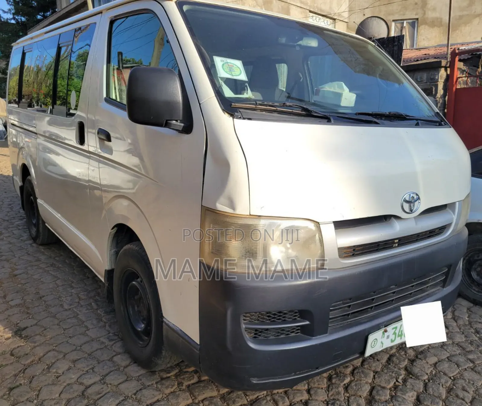 Toyota HiAce 2007 White