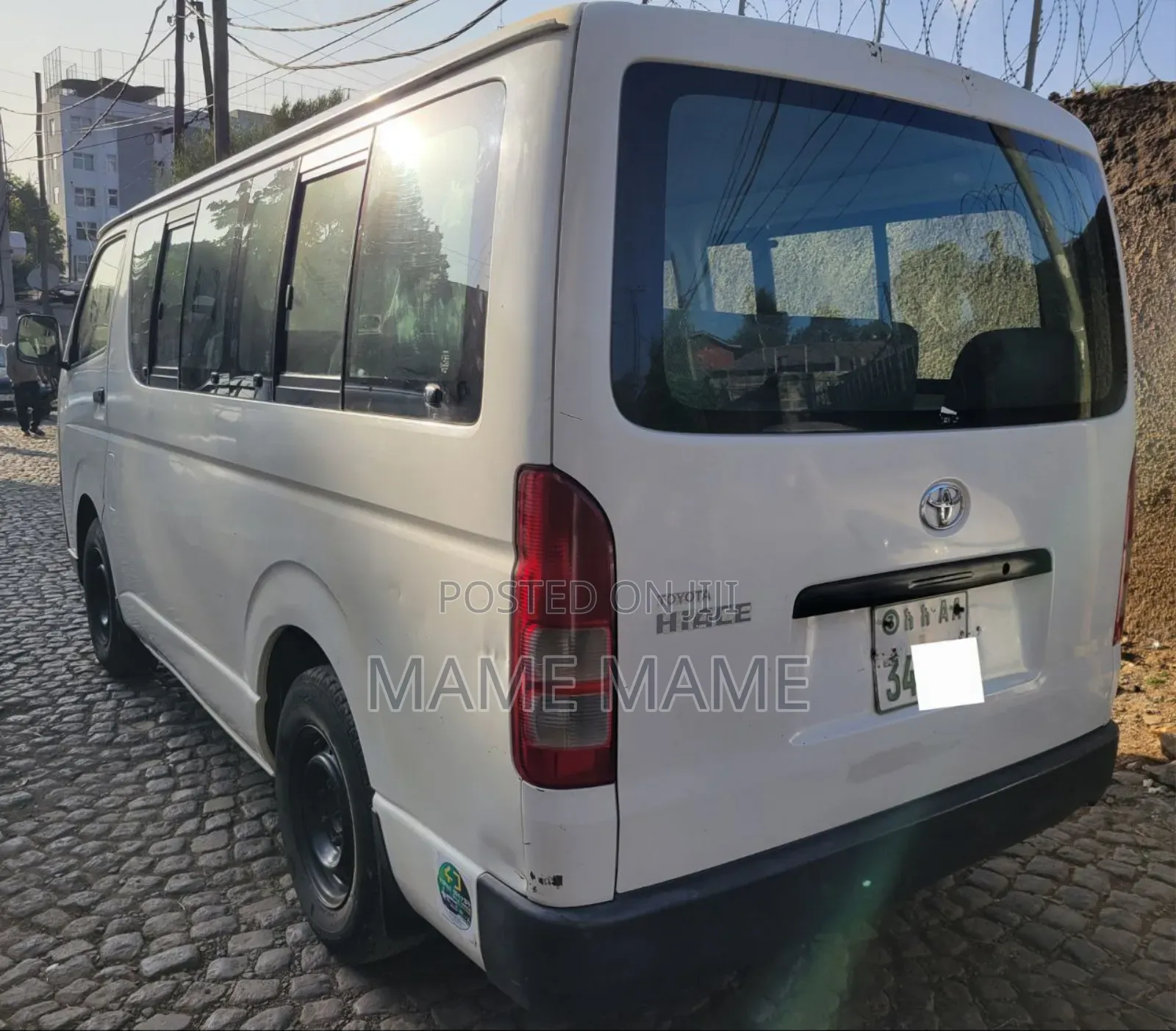 Toyota HiAce 2007 White