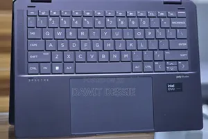 New Laptop HP 16GB Intel Core Ultra 7 SSD 1T