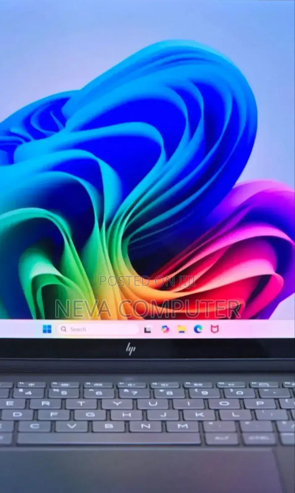 New Laptop HP Spectra 13 16GB Intel Core Ultra 7 SSD 1T