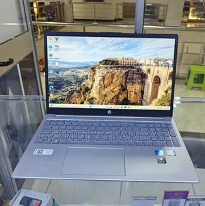 New Laptop HP Stream Notebook 16GB Intel Core I5 SSD 1T