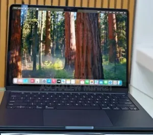 New Laptop Apple MacBook Air 2024 M3 13-Inch 8GB Apple M3 SSD 256GB