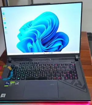 New Laptop Asus ROG Strix G15 32GB Intel Core i9 SSD 1T